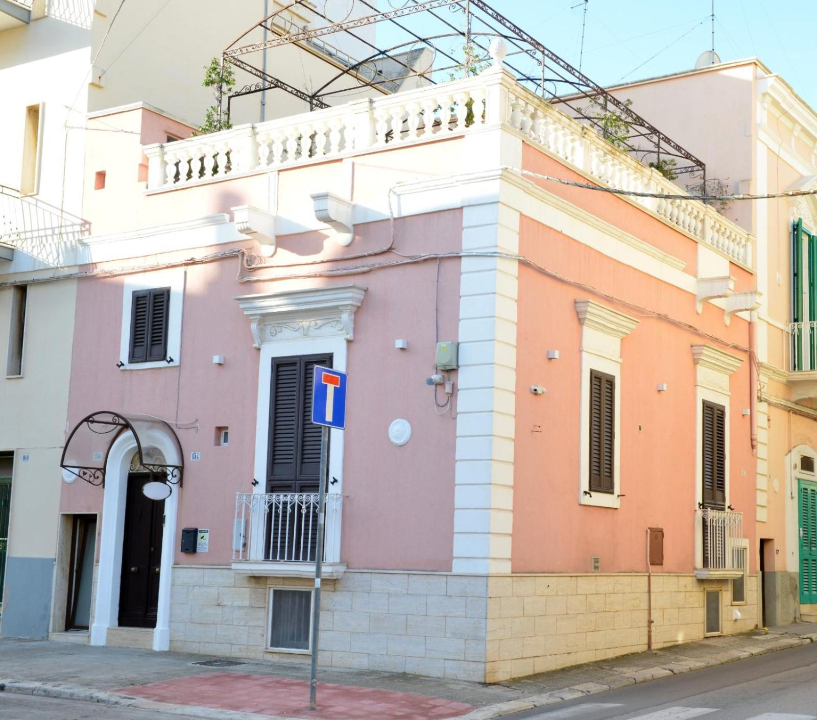 מלון מונופולי Al Rosa Antico מראה חיצוני תמונה