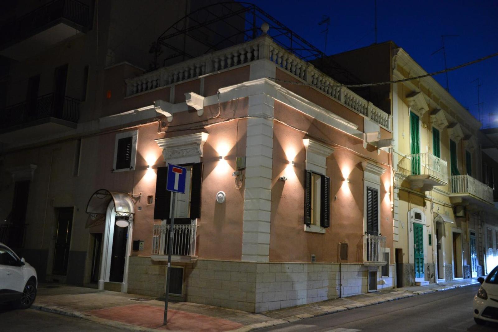 מלון מונופולי Al Rosa Antico מראה חיצוני תמונה