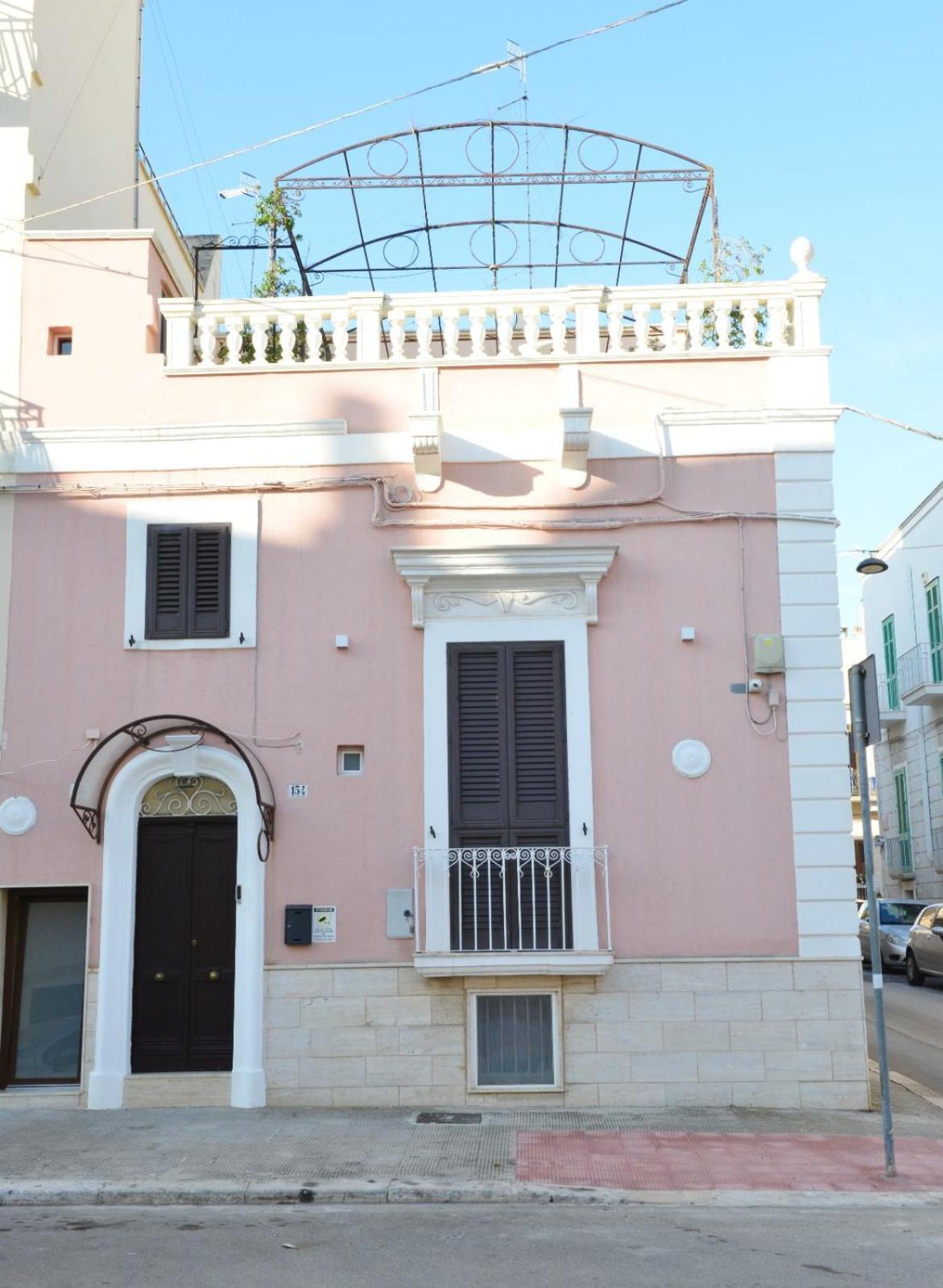 מלון מונופולי Al Rosa Antico מראה חיצוני תמונה